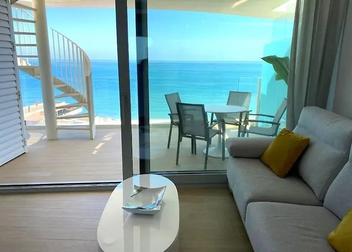 Atico Con Vistas Impresionantes